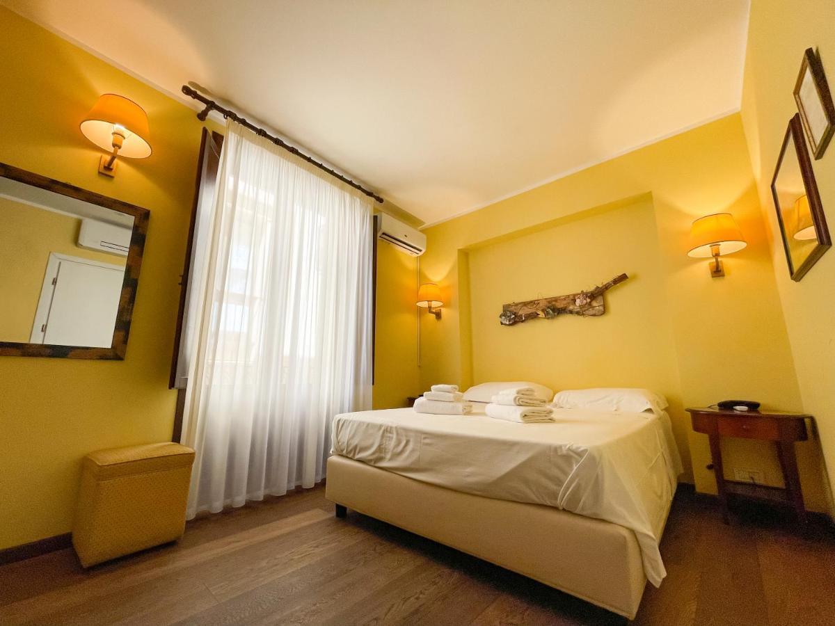 Hotel La Plumeria Cefalù Camera foto