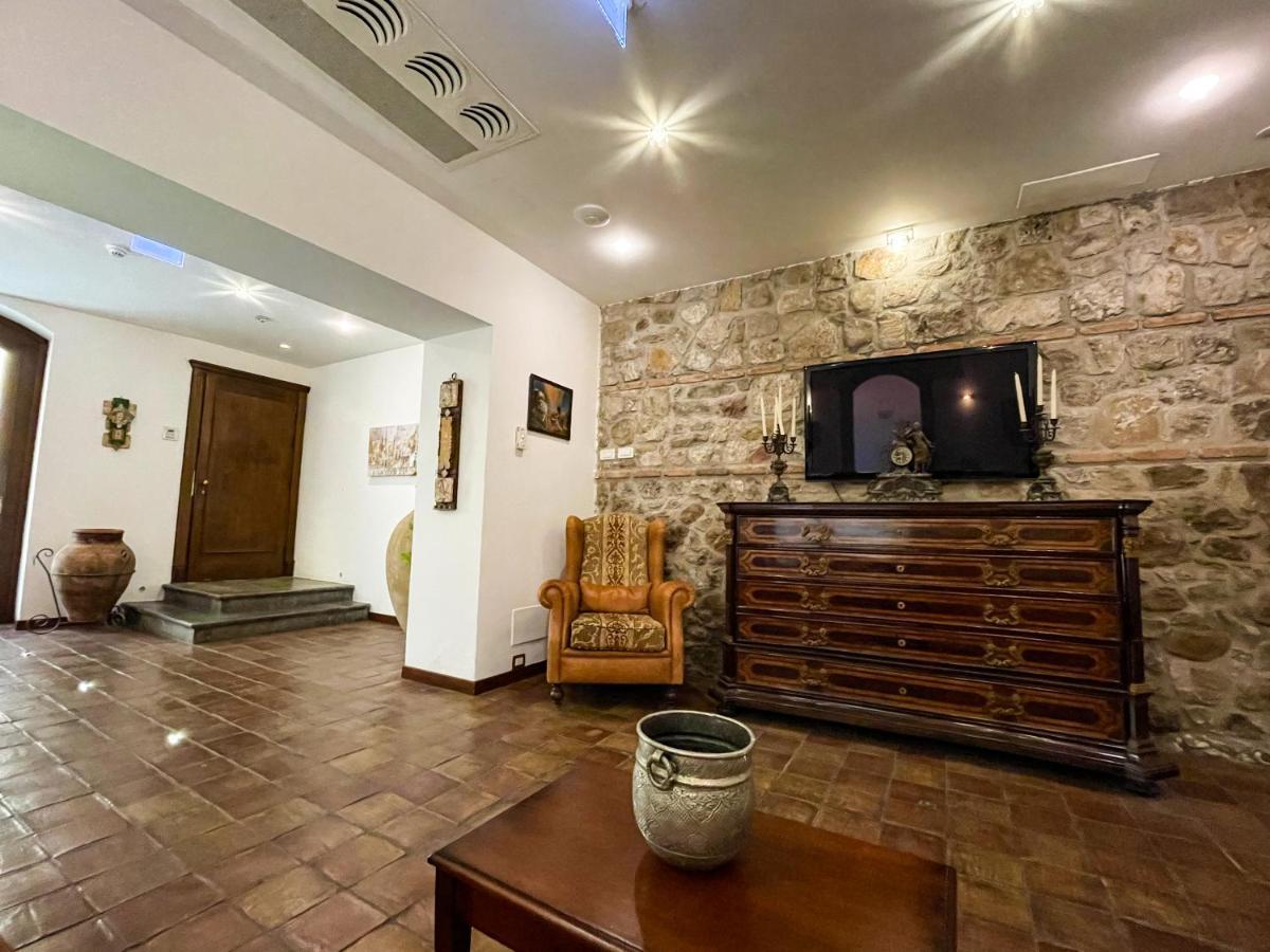 Hotel La Plumeria Cefalù Esterno foto