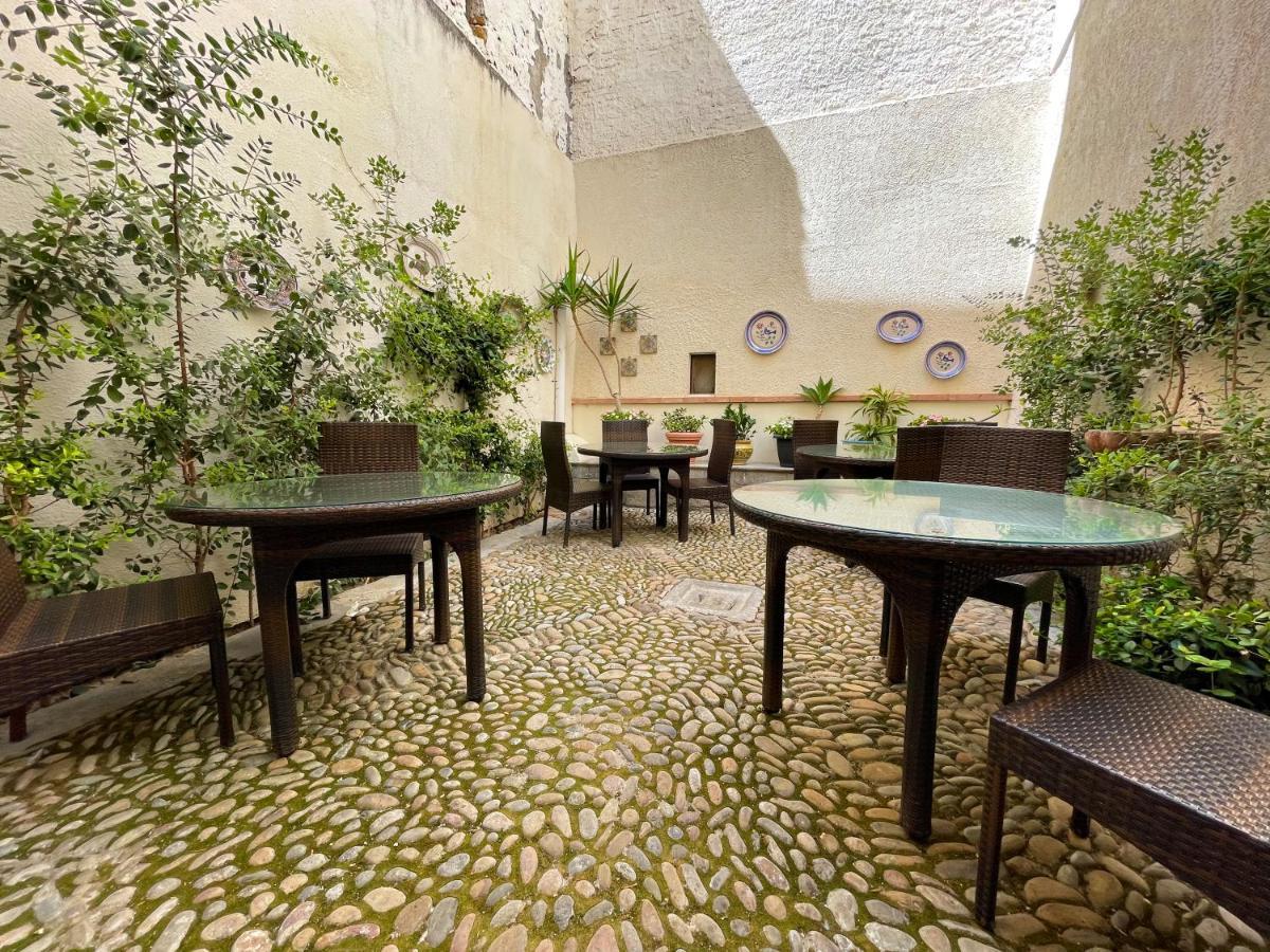 Hotel La Plumeria Cefalù Esterno foto