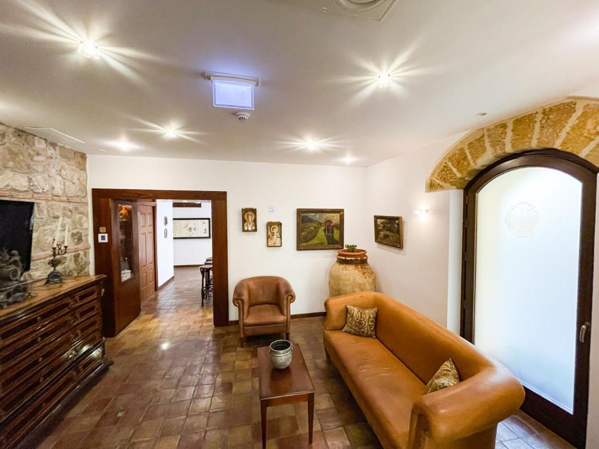 Hotel La Plumeria Cefalù Esterno foto