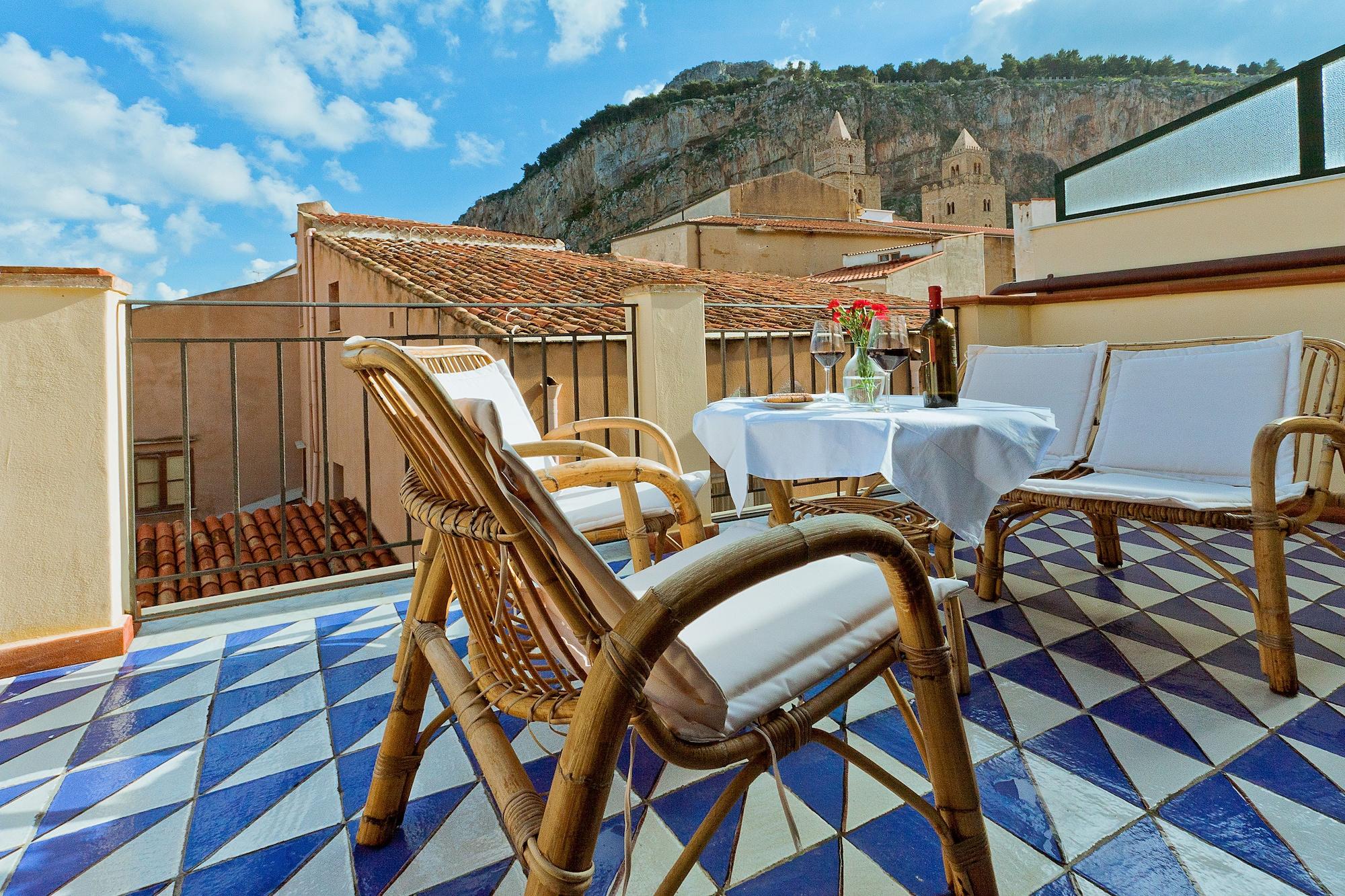 Hotel La Plumeria Cefalù Esterno foto