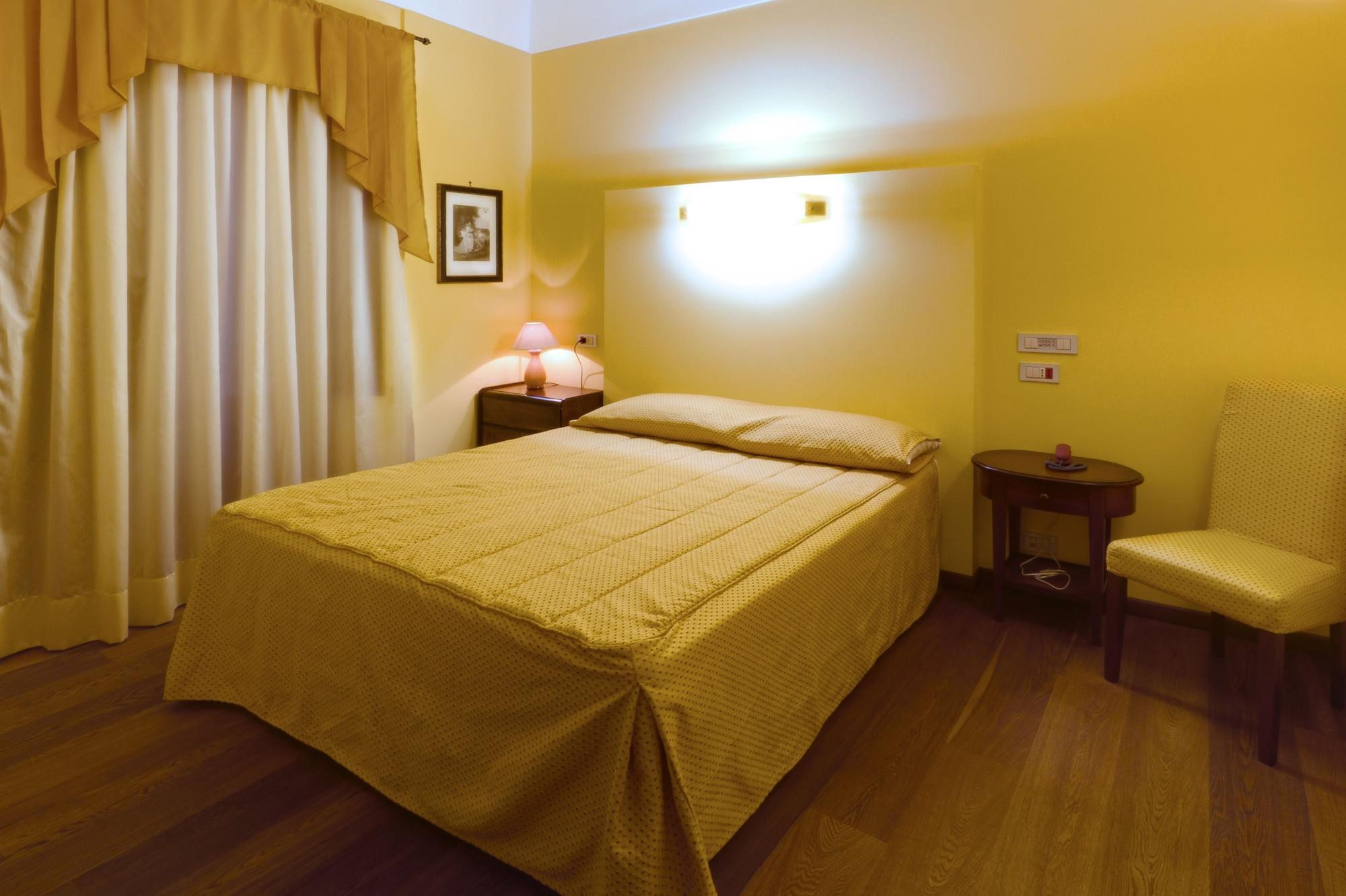 Hotel La Plumeria Cefalù Esterno foto