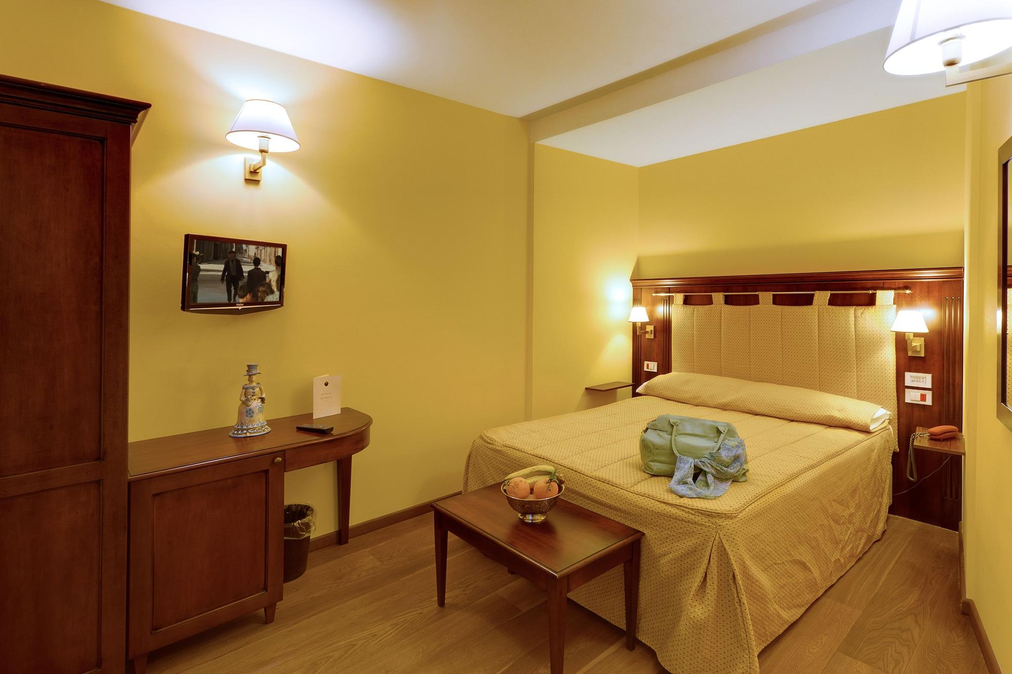 Hotel La Plumeria Cefalù Esterno foto