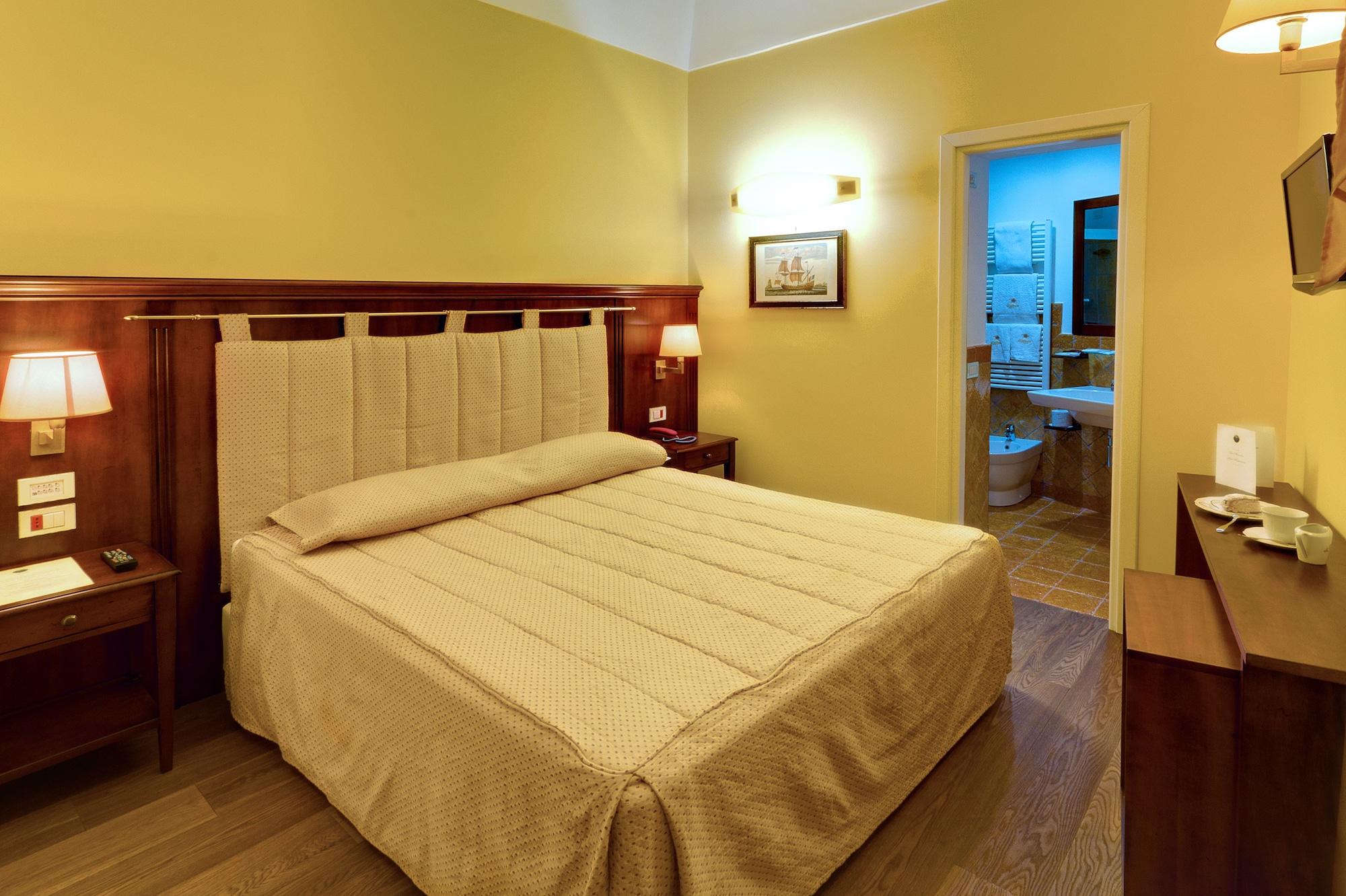 Hotel La Plumeria Cefalù Esterno foto
